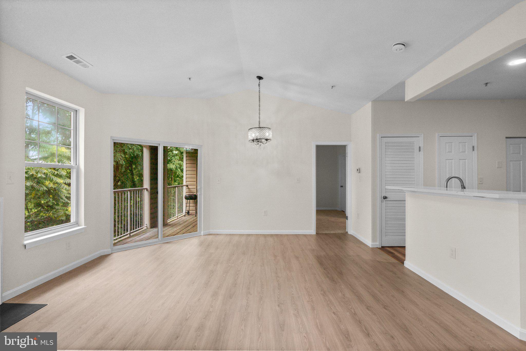 7208 Bogley Road, Unit 303 Baltimore, MD 21244 - Photo 10 of 31 Gallery Image 10