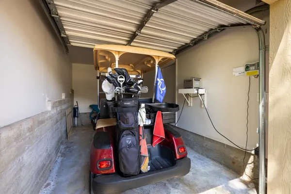 $885,000 | 18073 Jayhawk Drive, Penn Valley, CA 95946