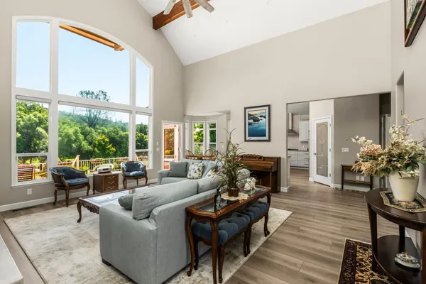 $885,000 | 18073 Jayhawk Drive, Penn Valley, CA 95946