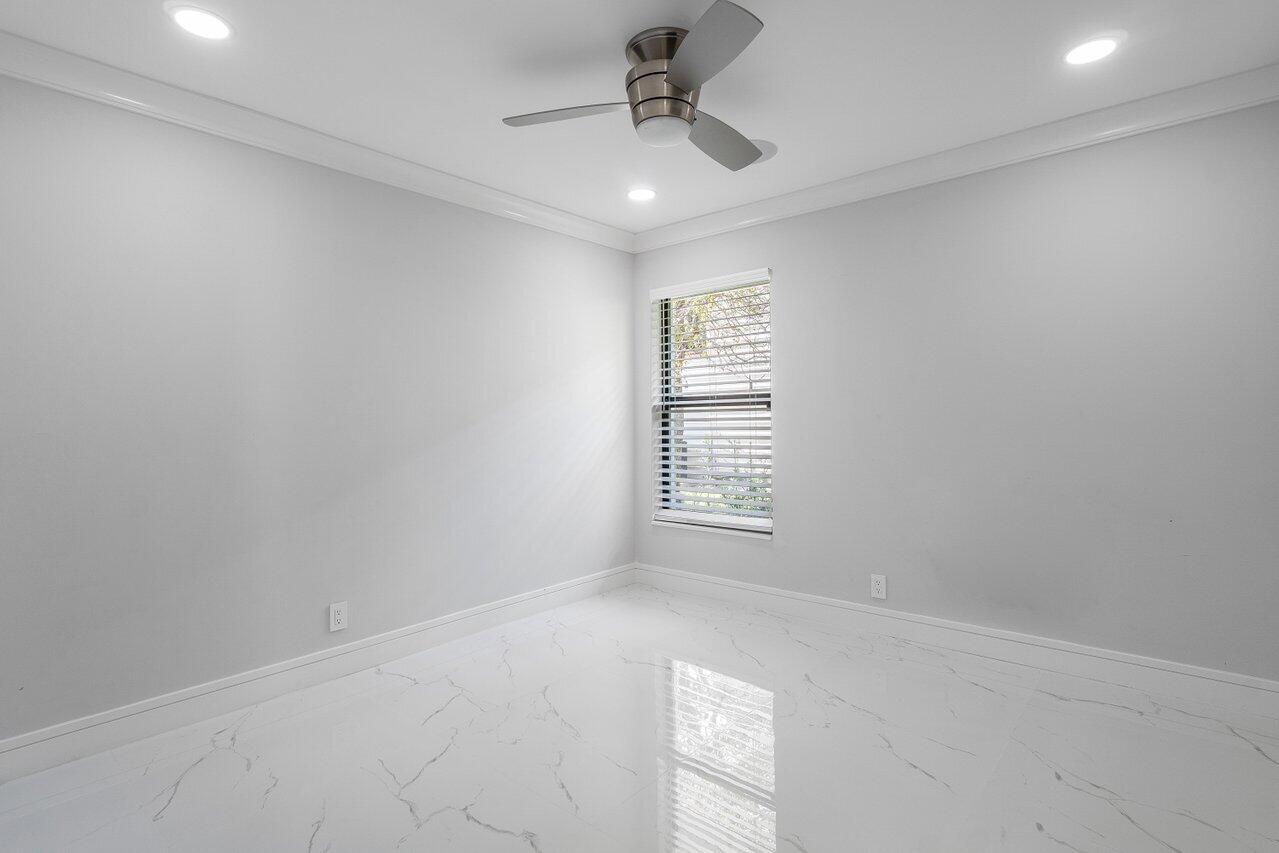 3432 Pine Haven Circle Boca Raton, FL 33431 - Photo 14 of 29 015-3432PineHavenCircle-BocaRaton-FL-334