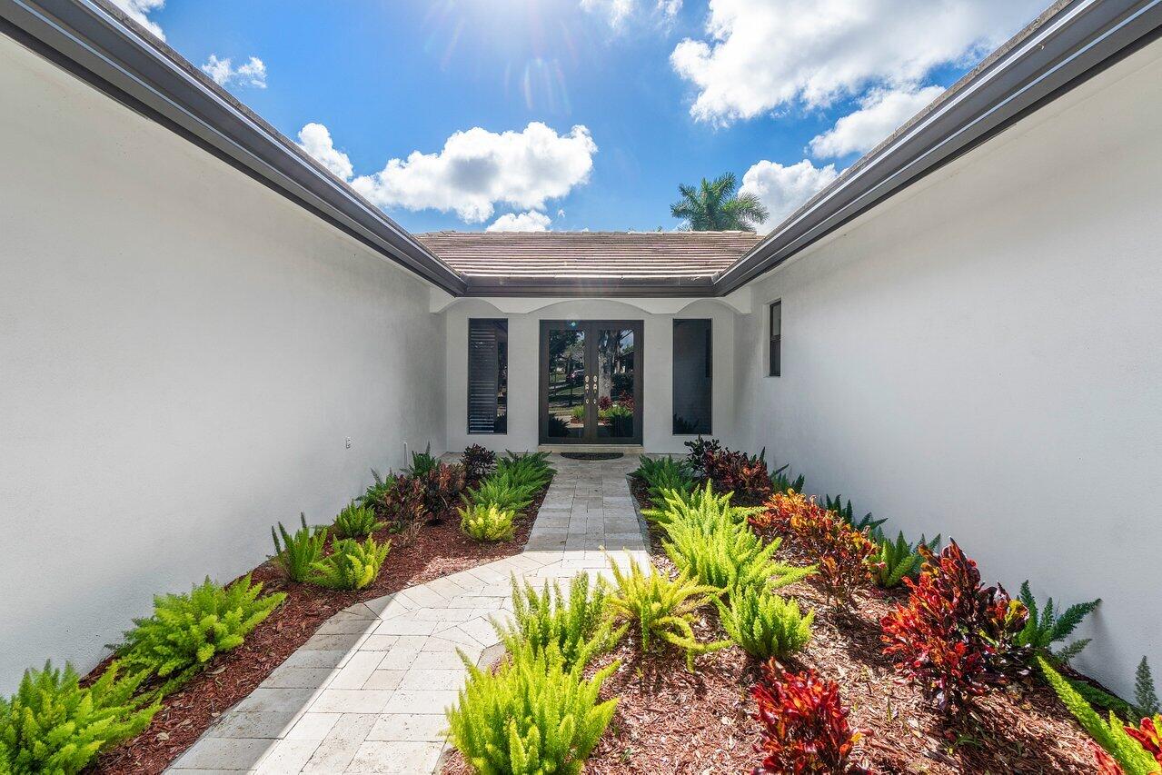 3432 Pine Haven Circle Boca Raton, FL 33431 - Photo 3 of 29 004-3432PineHavenCircle-BocaRaton-FL-334
