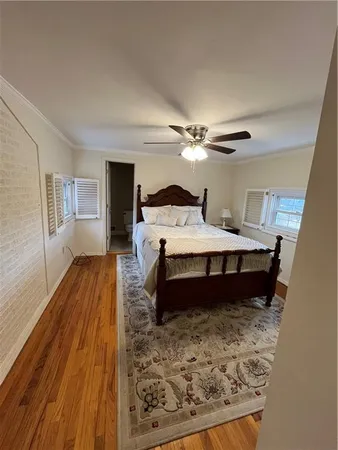 a bed room with a bed