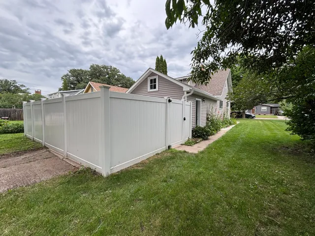 $187,500 | 335 Crocker Avenue North, Thief River Falls, MN 56701