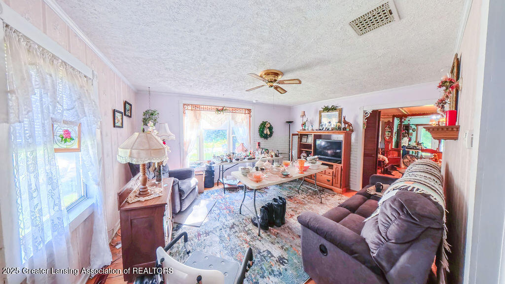 1304 Ives Road Mason, MI 48854 - Photo 9 of 26 1304IvesRd(9of26)