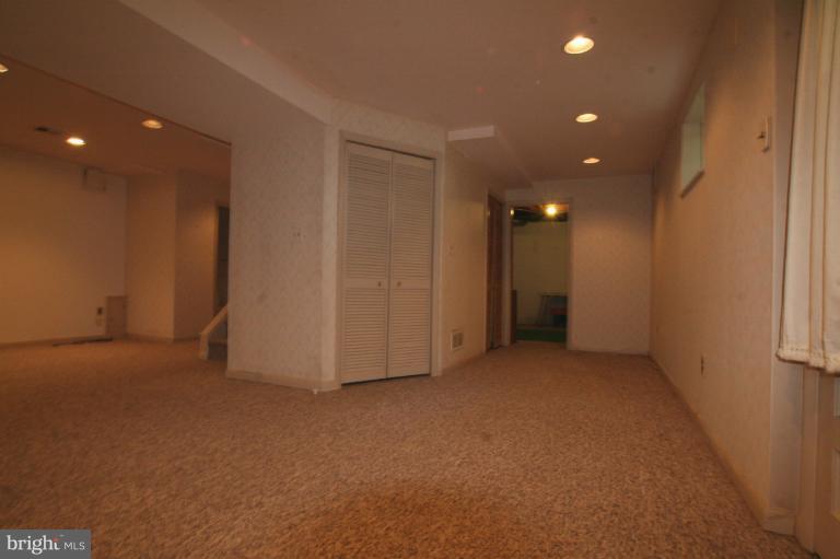 More liveable space than you can imagine in basemt