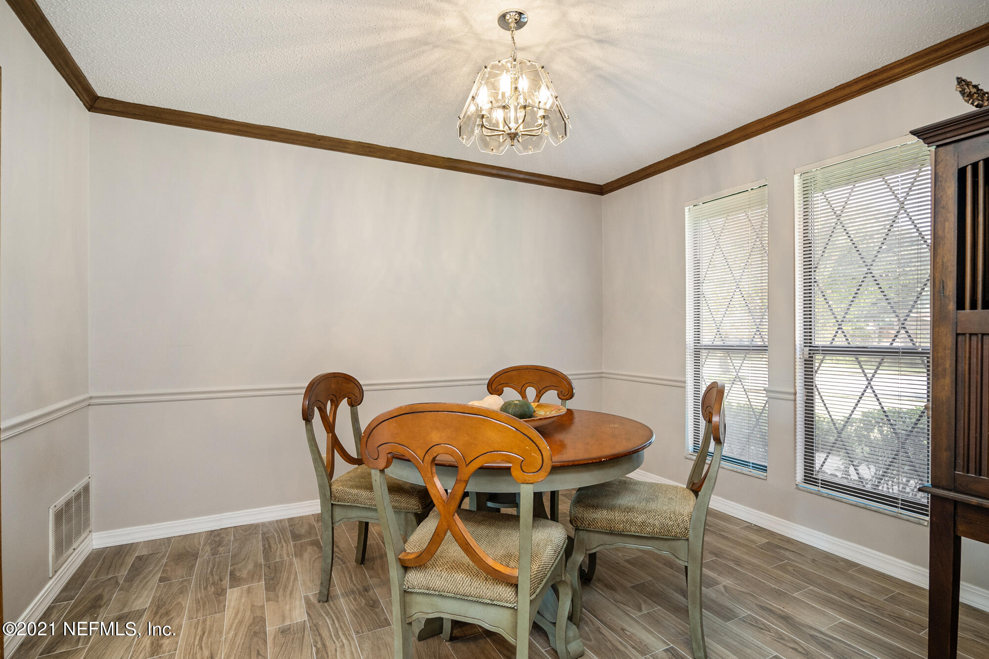 5210 Riverton Road Jacksonville, FL 32277 - Photo 10 of 43 Dining Room