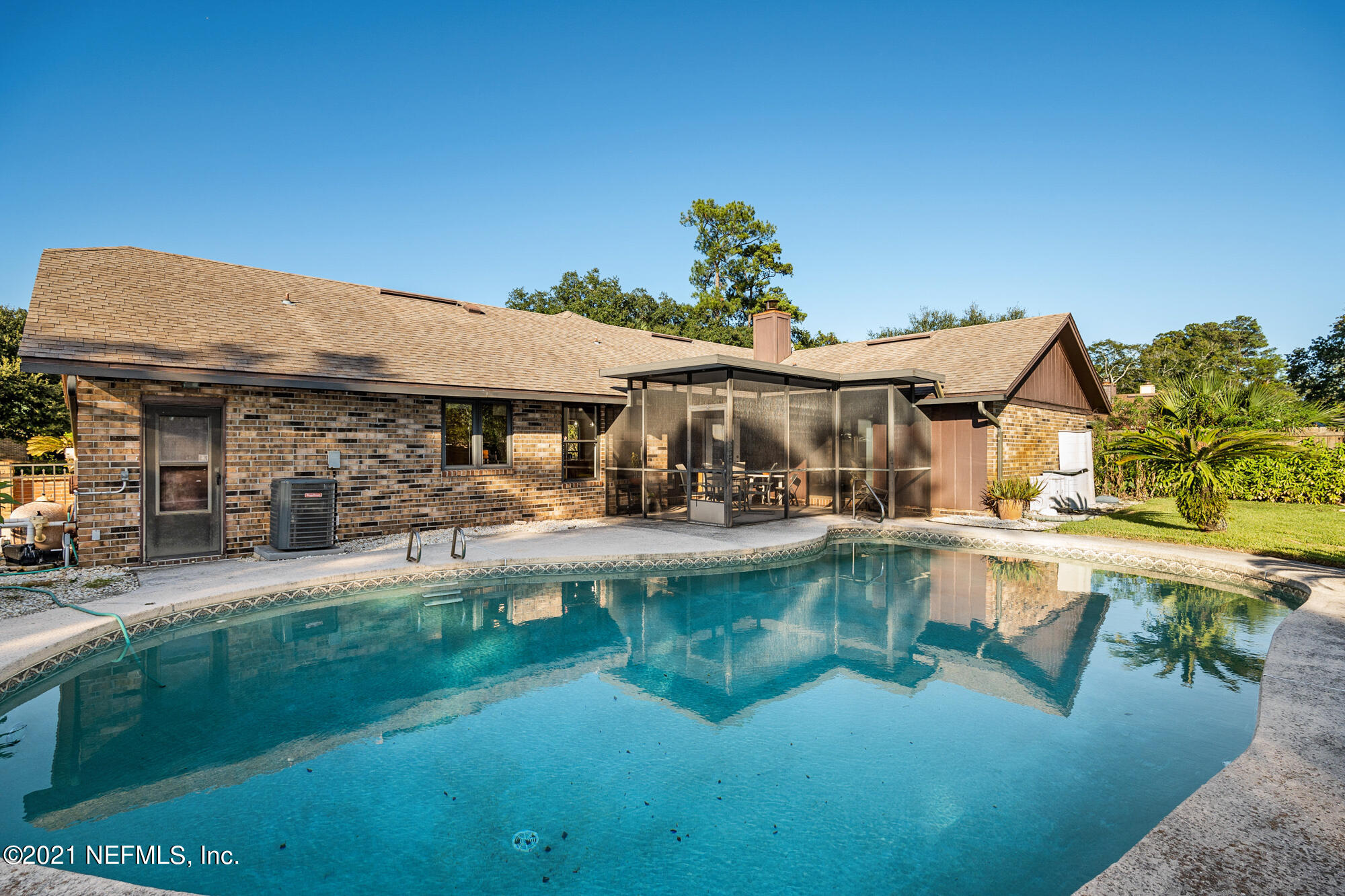 5210 Riverton Road Jacksonville, FL 32277 - Photo 40 of 43 35' x 20' Pool