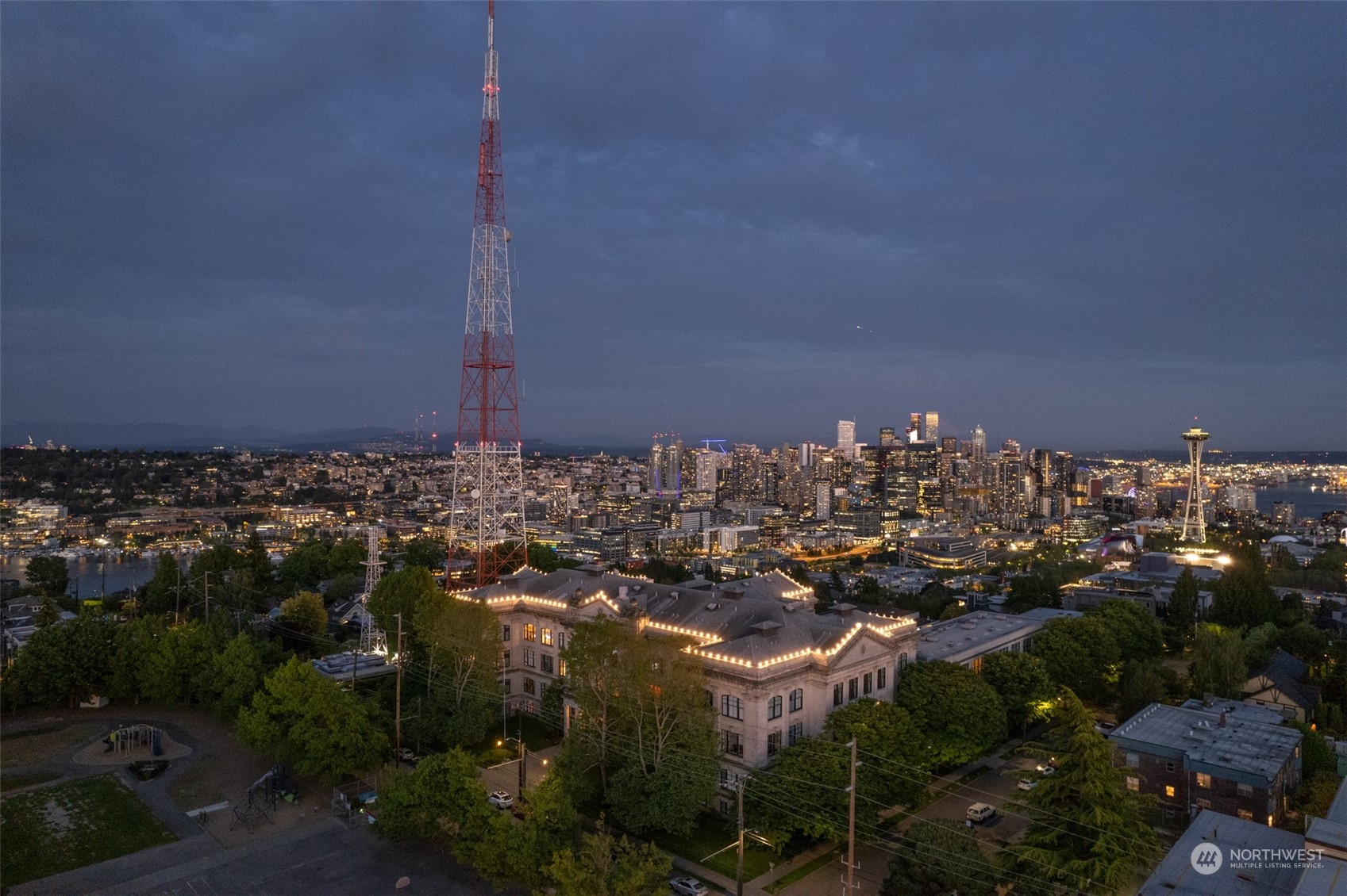 201 Galer Street, Unit 334 Seattle, WA 98109 - Photo 19 of 19 a view of a city