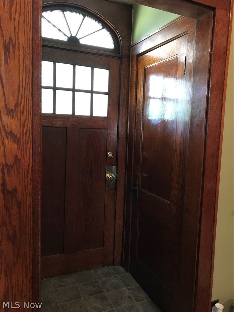 3444 Greenwich Road Barberton, OH 44203 - Photo 24 of 29 Beautiful entry to foyer