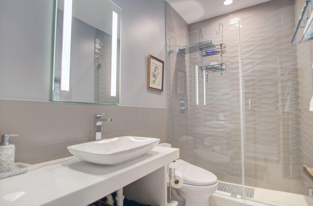 2275 Northwest 53rd Street Boca Raton, FL 33496 - Photo 22 of 33 Guest Bath