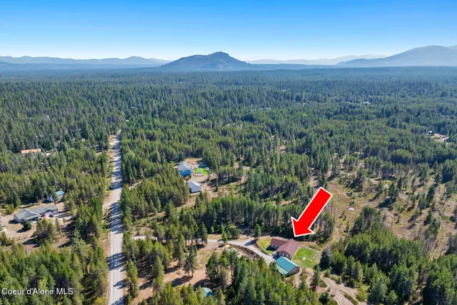 $765,000 | 34197 North Hayden Drive, Spirit Lake, ID 83869