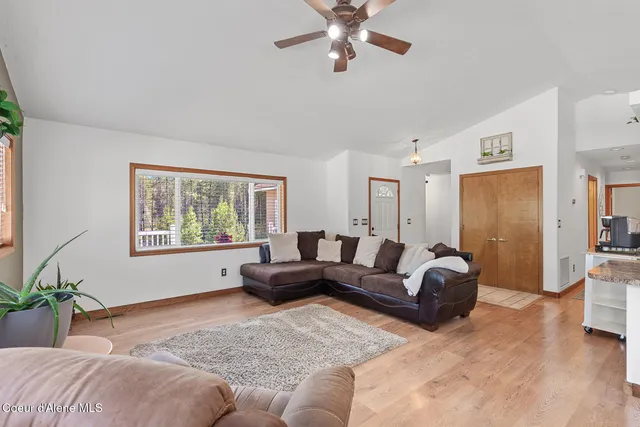 $765,000 | 34197 North Hayden Drive, Spirit Lake, ID 83869