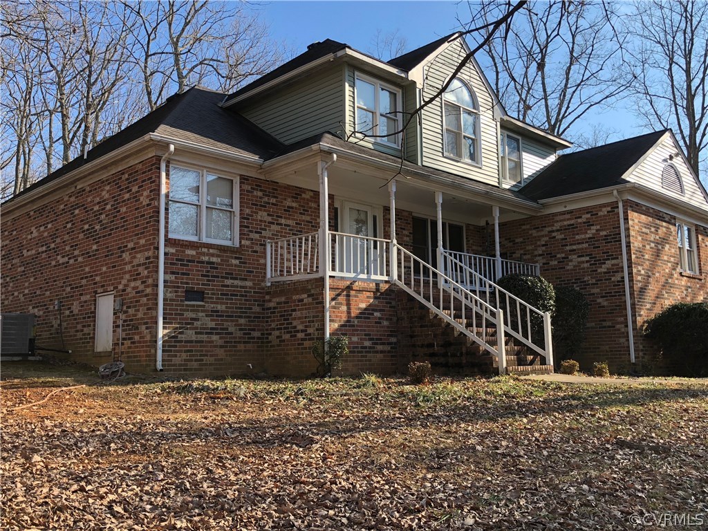 2016 Judes Ferry Road Powhatan, VA 23139 - Photo 3 of 31 Gallery Image 3