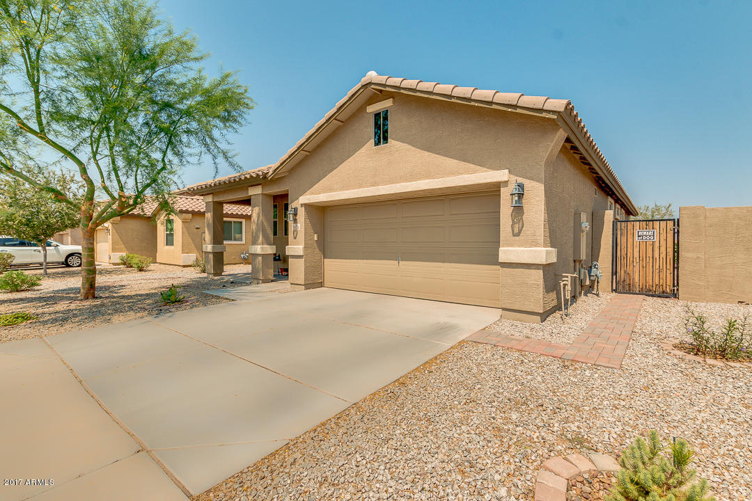 2526 West Beverly Rd. Phoenix, AZ 85041 - Photo 3 of 27 03-Beverly