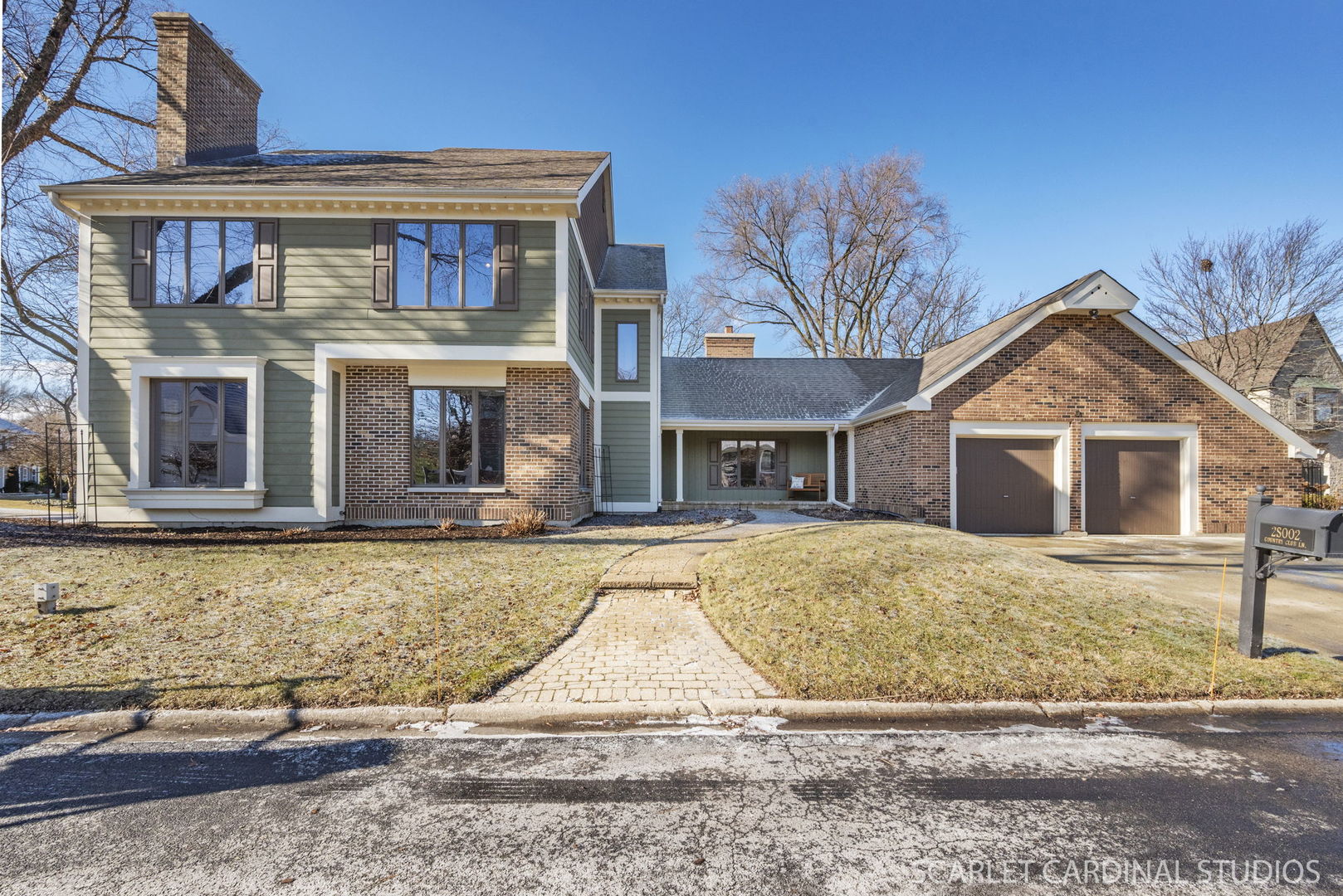 2-s002 Country Club Lane Wheaton, IL 60189 - Photo 1 of 39