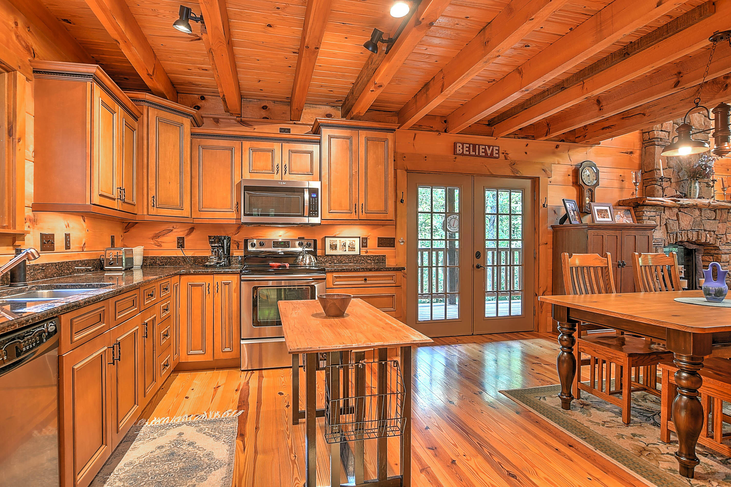 202 Raccoon Circle Butler, TN 37640 - Photo 21 of 58 202 Raccoon-22