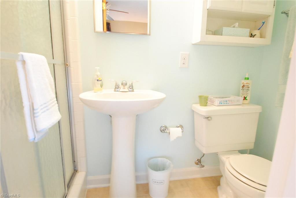 234 Gaither Road Winston-Salem, NC 27101 - Photo 6 of 11 Master Bath