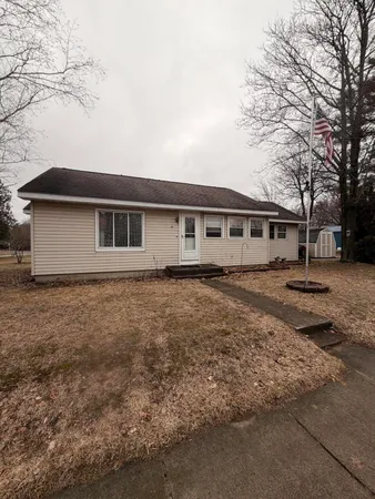 $127,000 | 156 Stearns Street, Barryton, MI 49305