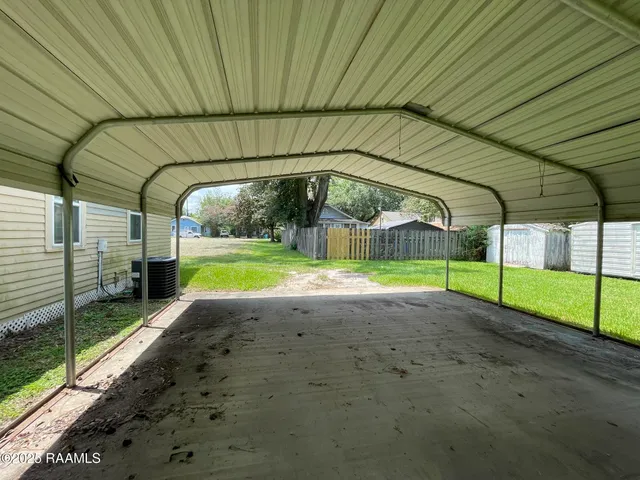 $80,000 | 116 West Bertheaud Avenue, Opelousas, LA 70570