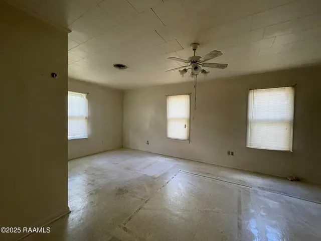 $80,000 | 116 West Bertheaud Avenue, Opelousas, LA 70570