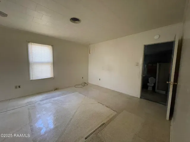 $80,000 | 116 West Bertheaud Avenue, Opelousas, LA 70570