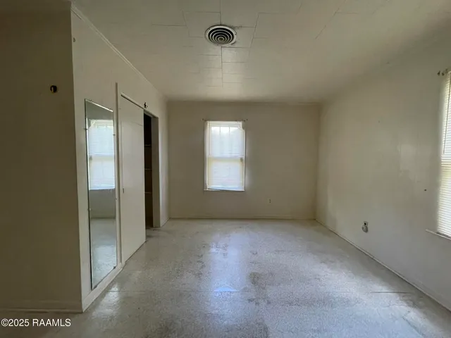 $80,000 | 116 West Bertheaud Avenue, Opelousas, LA 70570