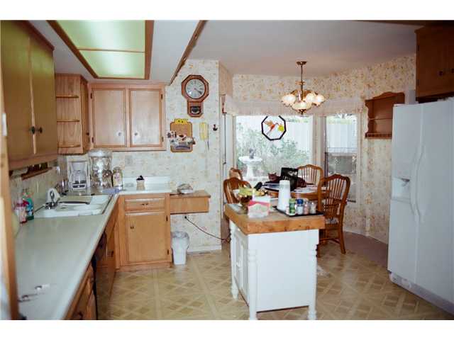 205 South Wisconsin Street Fallbrook, CA 92028 - Photo 4 of 10 Gallery Image 4