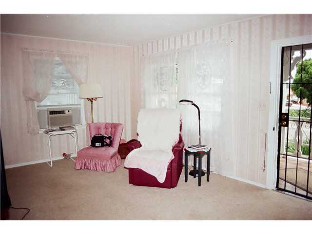 205 South Wisconsin Street Fallbrook, CA 92028 - Photo 6 of 10 Gallery Image 6