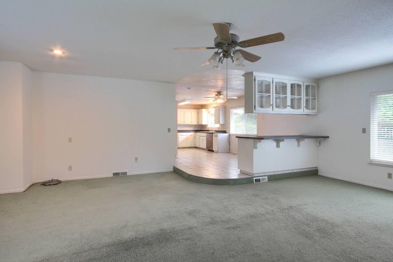 39769 Pine Ridge Road Oakhurst, CA 93644 - Photo 12 of 38 Gallery Image 12