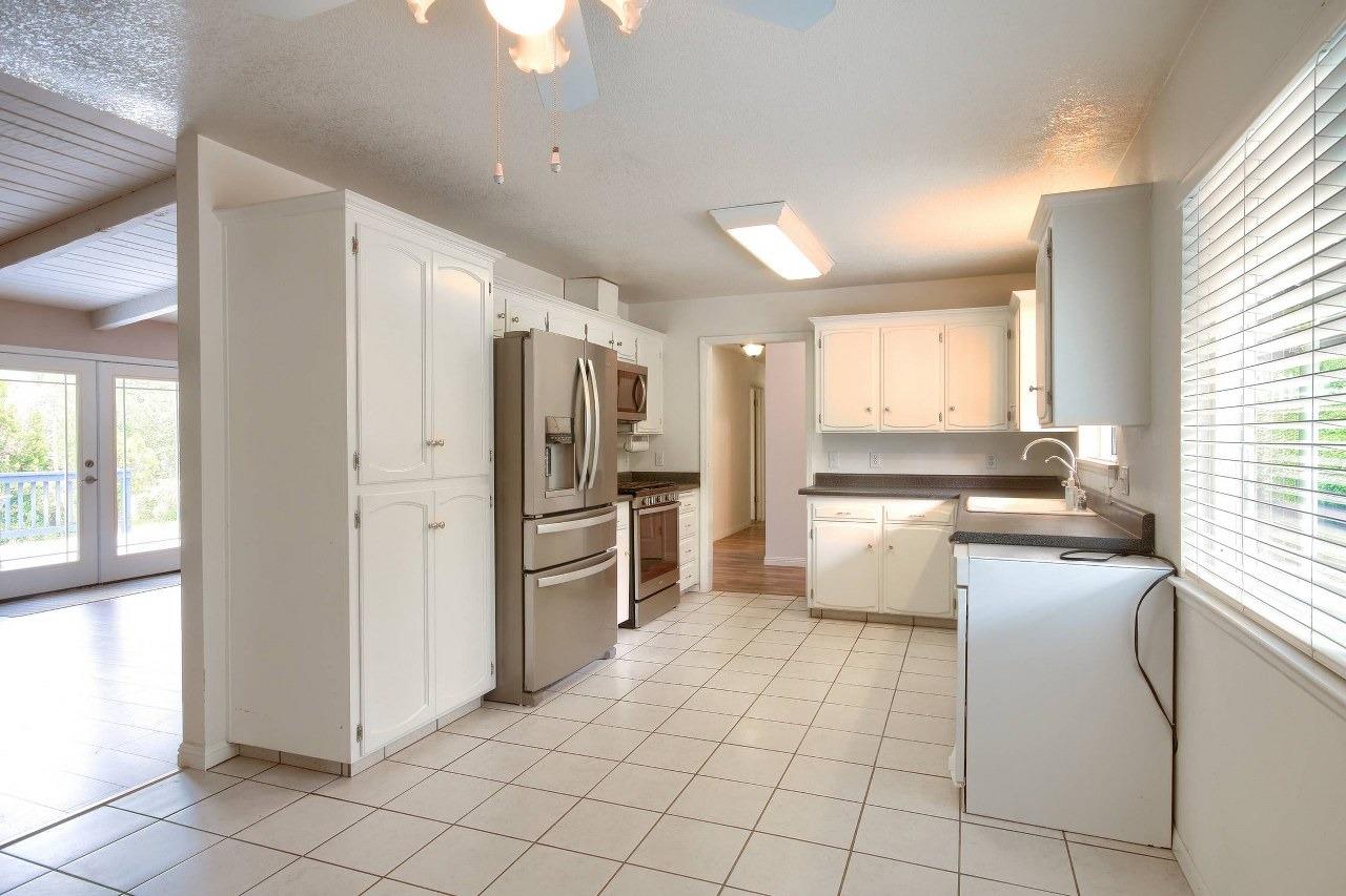 39769 Pine Ridge Road Oakhurst, CA 93644 - Photo 17 of 38 Gallery Image 17