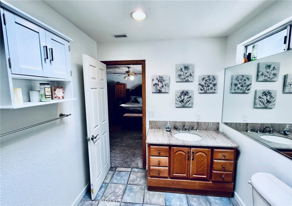 16830 Ocotilla Road Apple Valley, CA 92307 - Photo 43 of 59