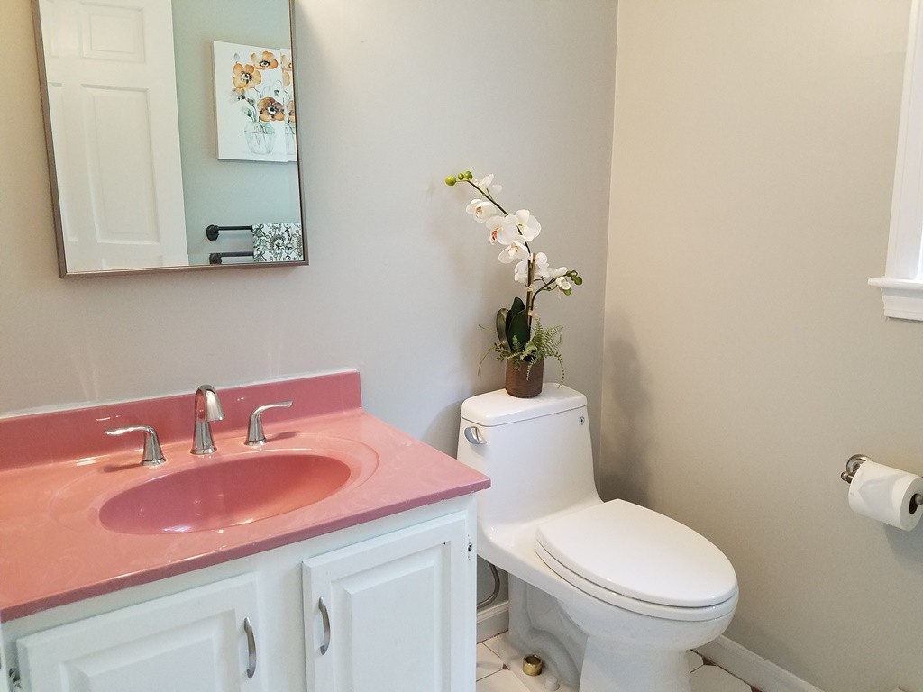 11 Hunters Lane Ashland, MA 01721 - Photo 15 of 25 Gallery Image 15
