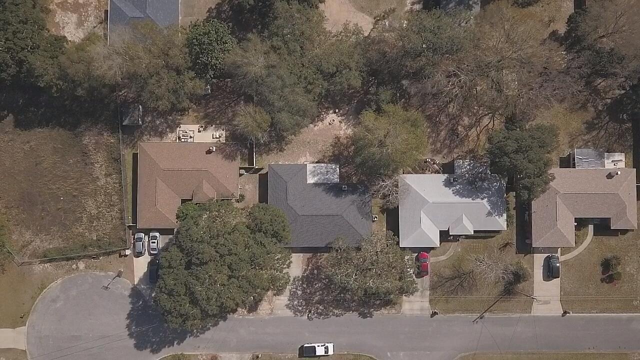 2772 Riverside Landing Drive Navarre, FL 32566 - Photo 37 of 49 Gallery Image 37