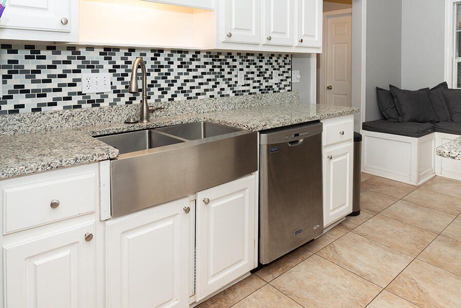 2772 Riverside Landing Drive Navarre, FL 32566 - Photo 6 of 49 Gallery Image 6