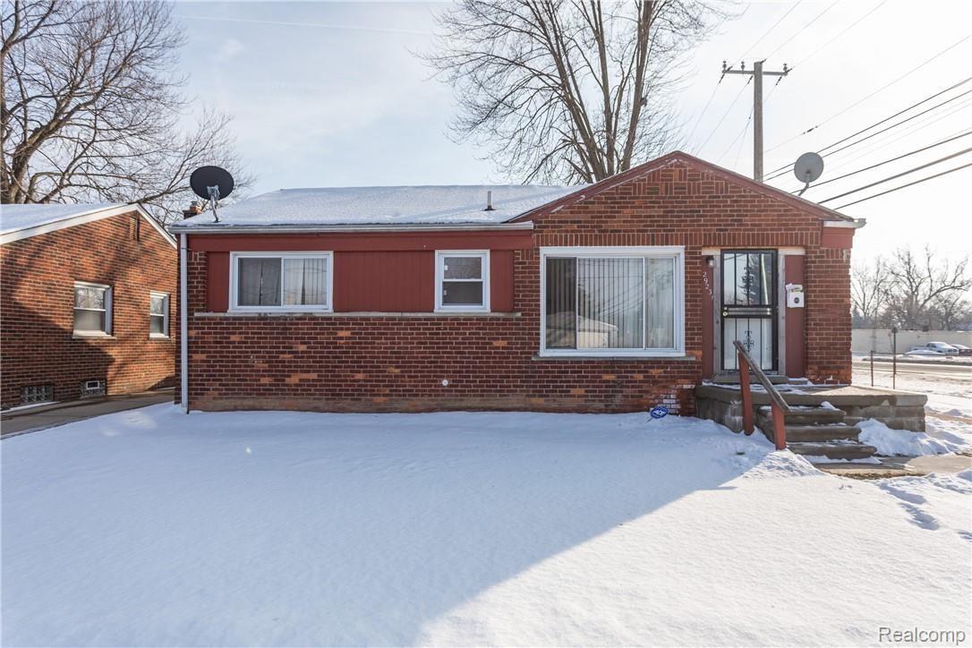29231 Emerson Street Inkster, MI 48141 - Photo 1 of 30 244A9421.jpg