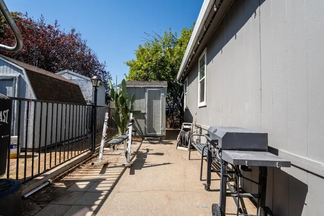 $140,000 | 4963 Eleven Oaks Lane, North Highlands, CA 95660