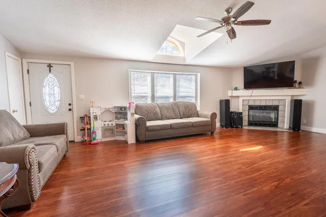 $140,000 | 4963 Eleven Oaks Lane, North Highlands, CA 95660