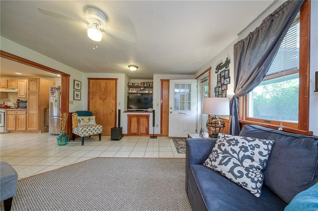 148-149 Soaring Eagle Sarver, PA 16055 - Photo 14 of 20 a living room with furniture and large windows