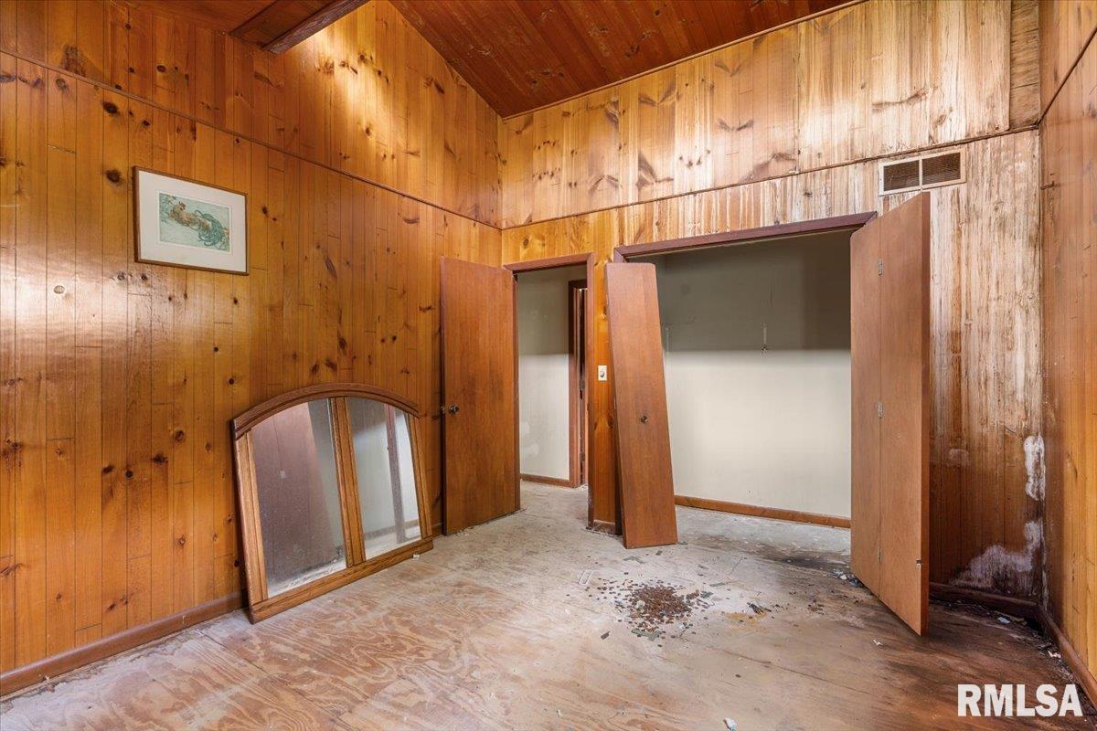 5 Mishawaka Drive Rochester, IL 62563 - Photo 12 of 26 Gallery Image 12