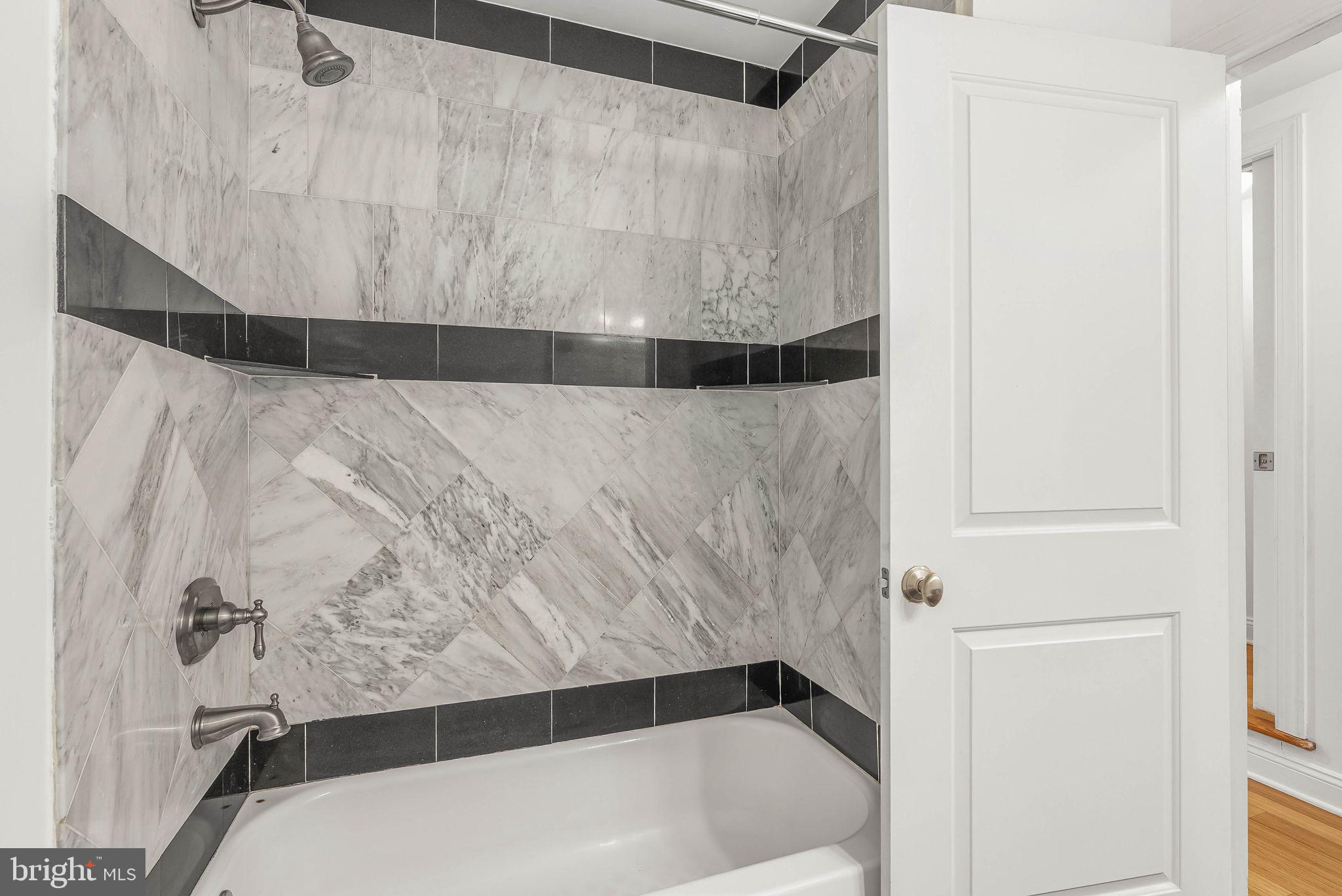 1007 North 3rd Street, Unit D Philadelphia, PA 19123 - Photo 32 of 34