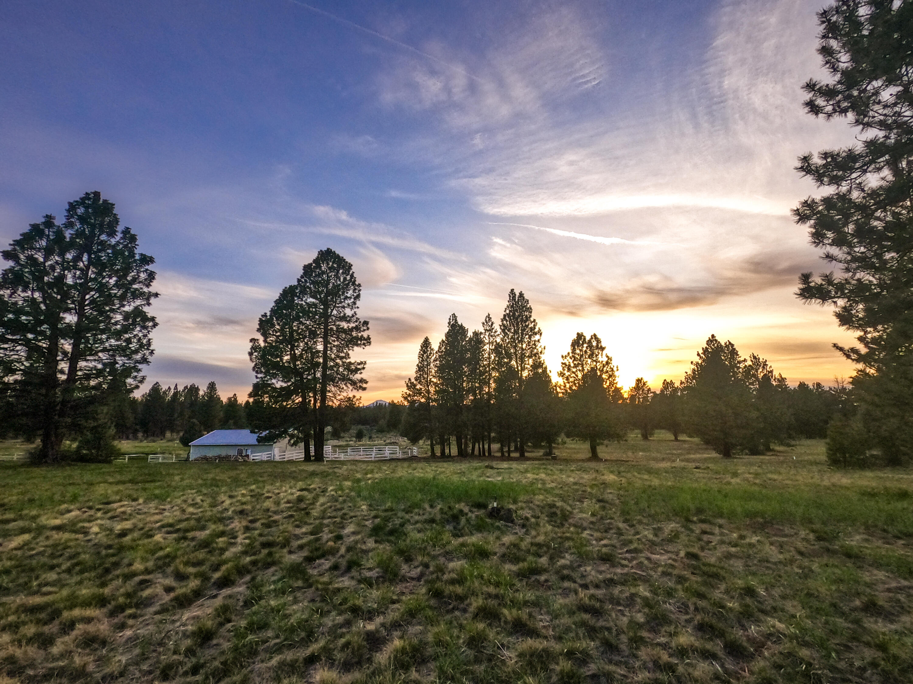 60260 Nighthawk Road Bend, OR 97702 - Photo 33 of 51 32GOPR3534