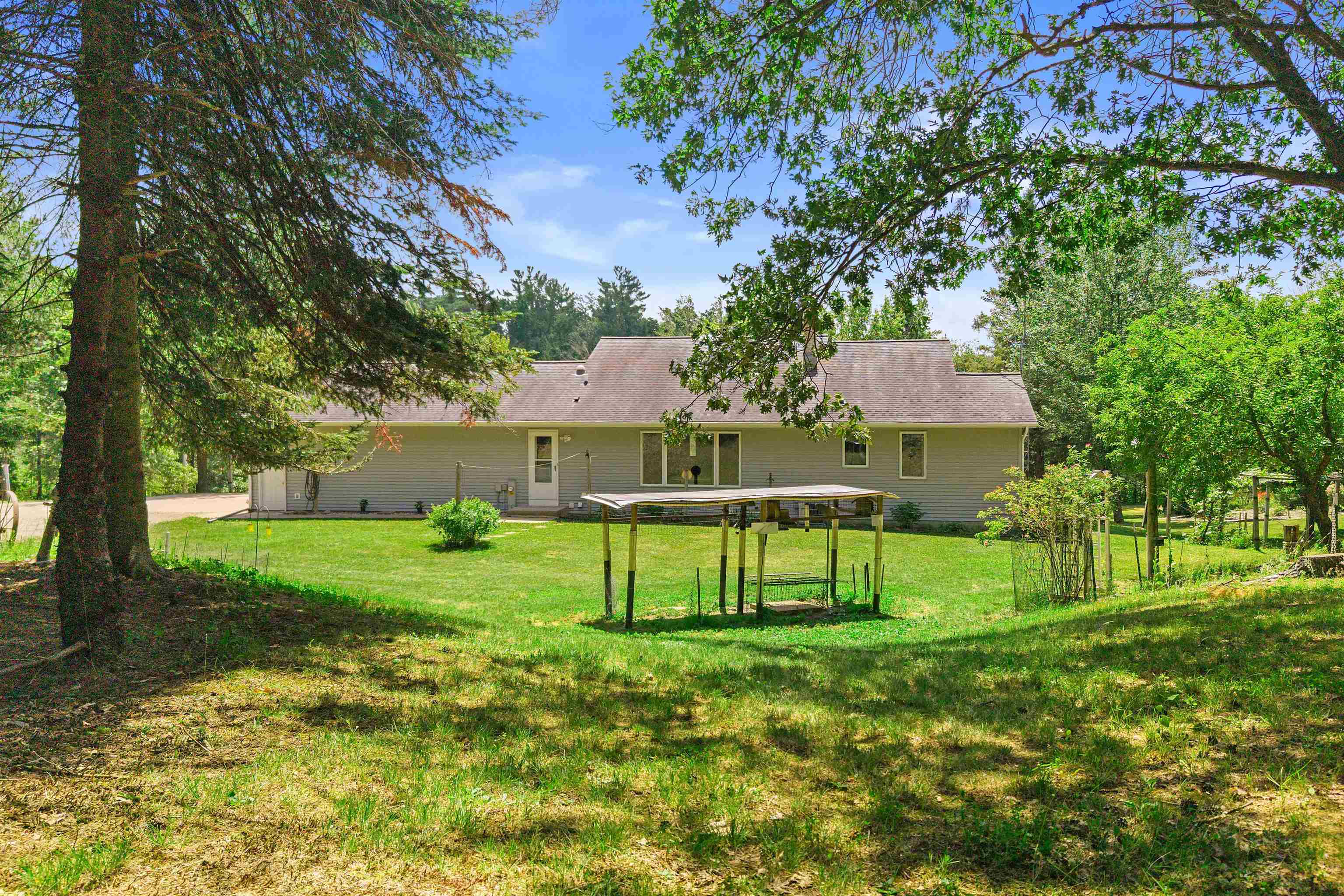 9834 River Road Amherst, WI 54406 - Photo 31 of 44