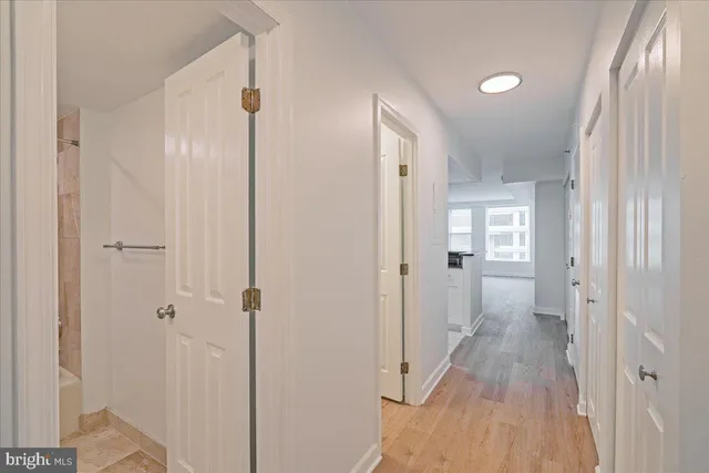 $2,100 | 601 Pennsylvania Avenue Northwest, Unit 901, Washington, DC 20004