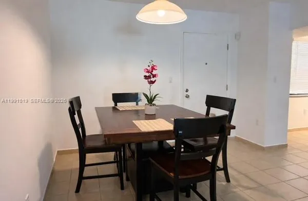 $249,000 | Sunrise Point Condominiums, Pinecrest, FL 33156