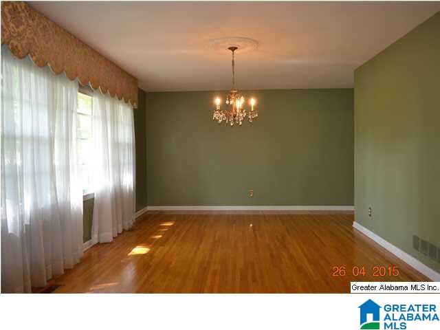 515 Rayburn Road Hoover, AL 35226 - Photo 6 of 31