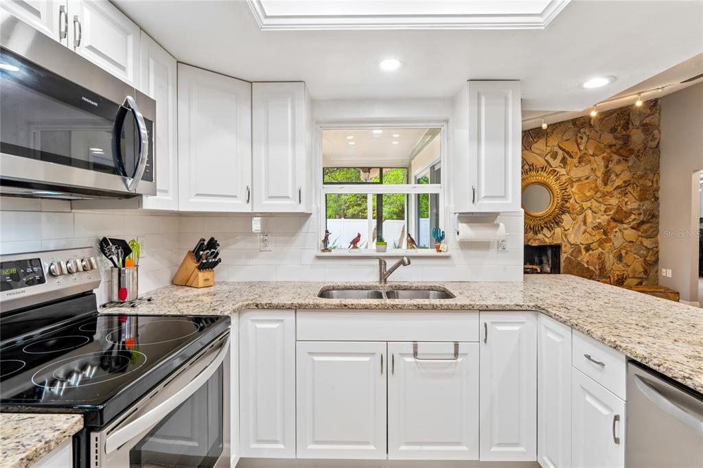 10100 Vancouver Road Spring Hill, FL 34608 - Photo 11 of 66 Gallery Image 11