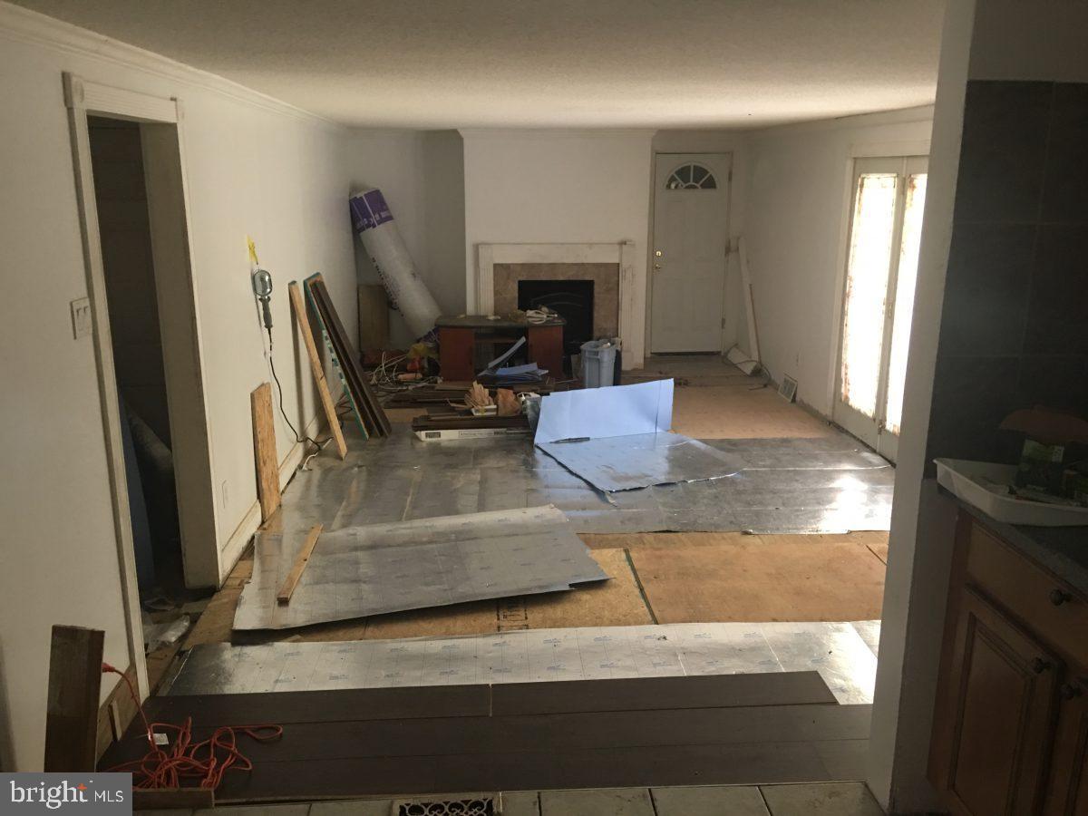 195 Fort Mott Road Pennsville, NJ 08070 - Photo 3 of 5
