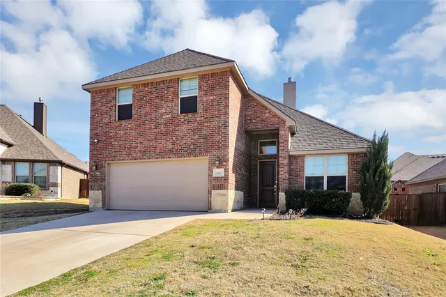 $335,000 | 11309 Early Creek Lane, Fort Worth, TX 76108