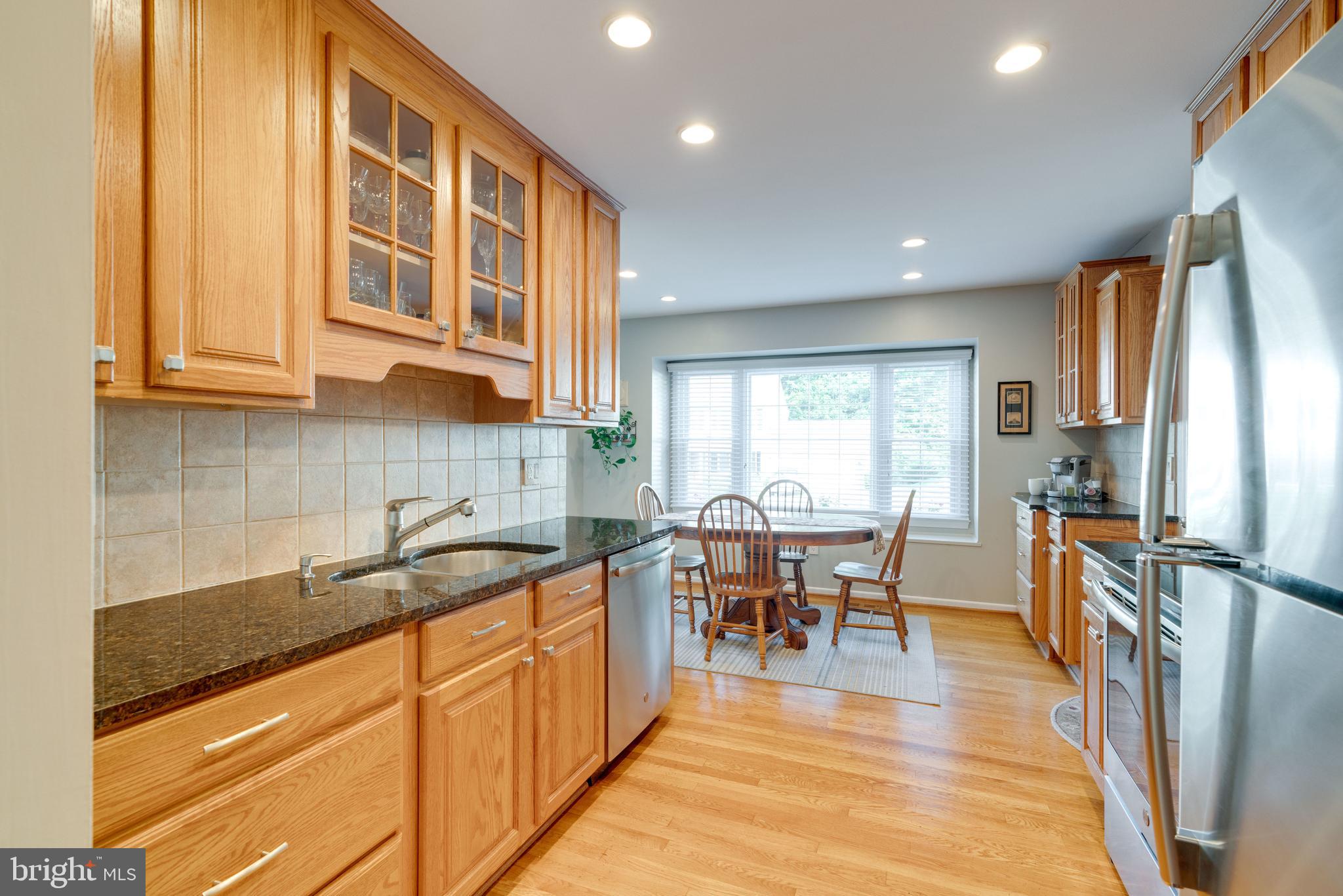 8315 Cushing Court Springfield, VA 22153 - Photo 16 of 59 kitchen