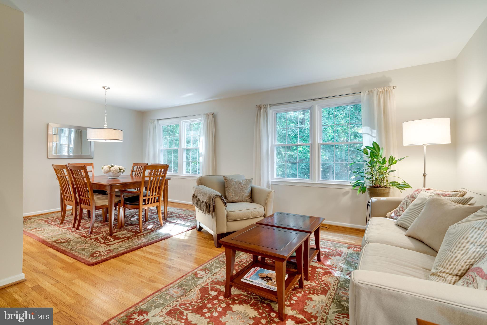 8315 Cushing Court Springfield, VA 22153 - Photo 24 of 59 living room / dining area
